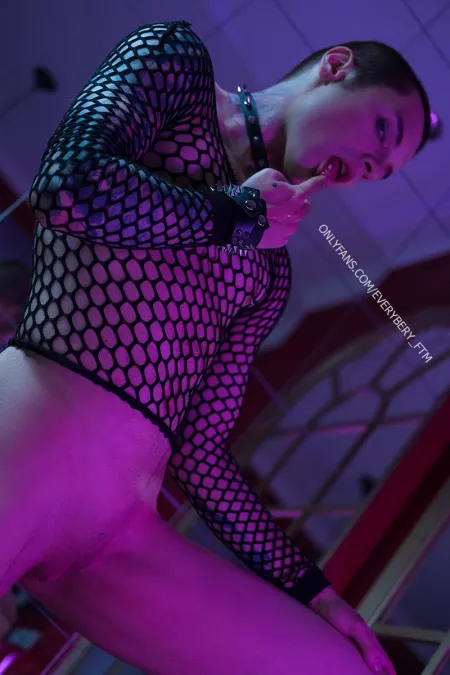 Get my pussy right now by Everybery