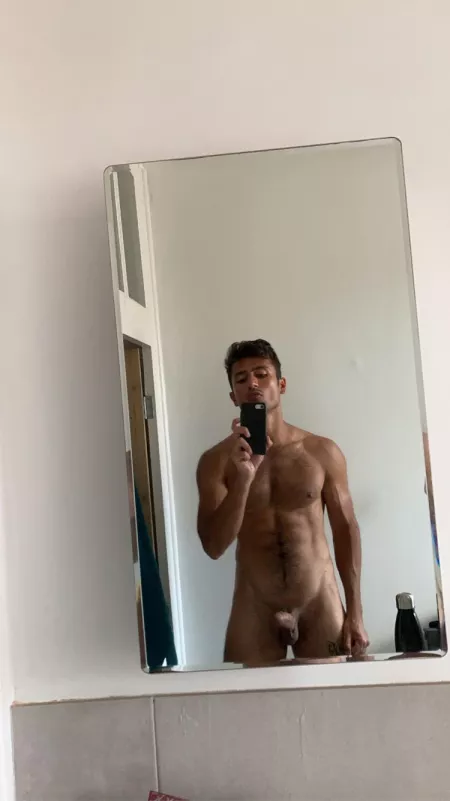 Get on your knees by throwmeastray