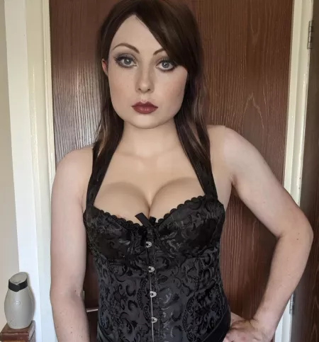 Get on your knees and tell me how much you need me! by BDSMPony