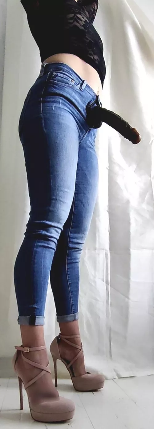 Get on your knees bitch!😈 by FinnishFindom