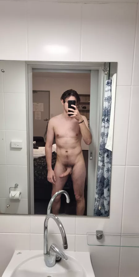 Get on your knees for me ? by keepinitreal345