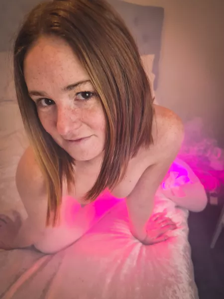 Get yourself a naughty redhead... FREE to subscribe! by _gingerleny_