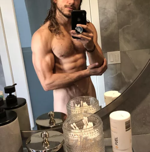 Gettin them gainz. 20 more lbs of (m)uscle to go by Kakashiiisenseii