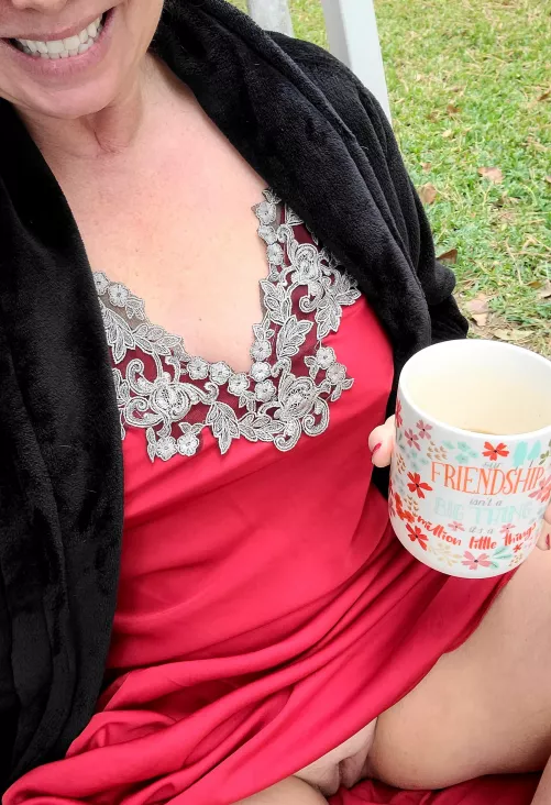 Getting a late start. Can't we just stay in bed today? by NeedABossLikeHey