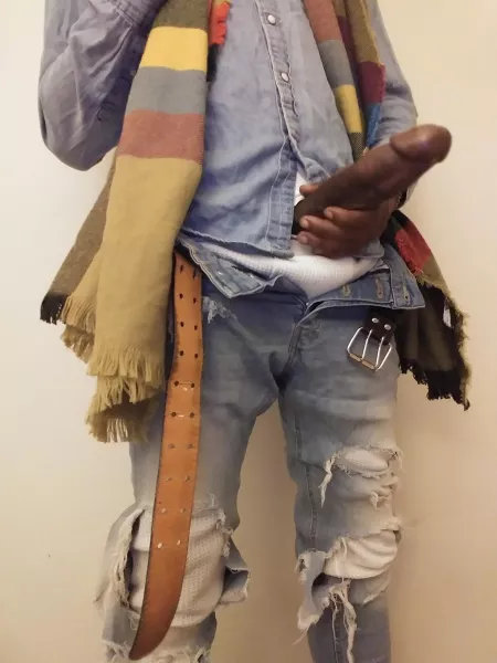 Getting a little cool lately...almost time for winter 🥶 by zaypkiller