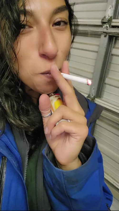 Getting cold here ❄️ by Alternative-Oil-2220