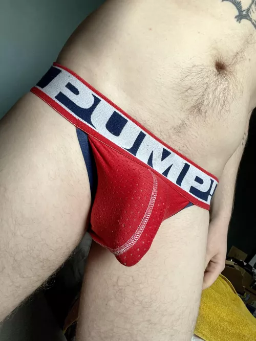 getting cold in the uk 🥶 by jamesk1919