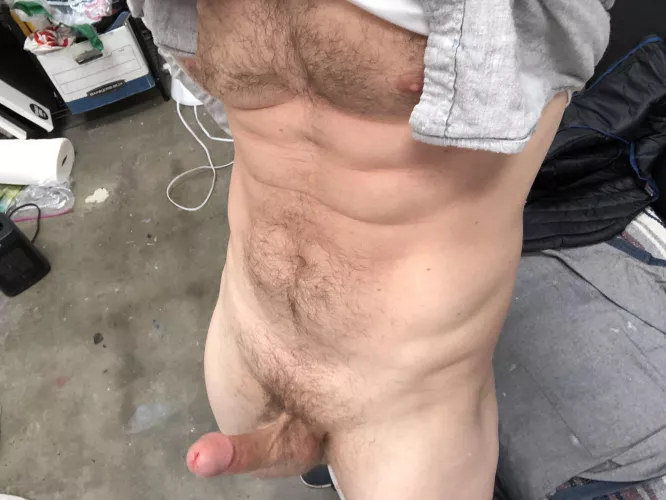 Getting distracted, say hi lol by t_jones5622