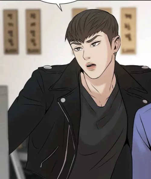 Getting into Pearl boy but I don’t like (what I assume to be ) the seme’s hair , does it ever change? Does he ever get a bit of a glow up? by blackmoonbluemoon