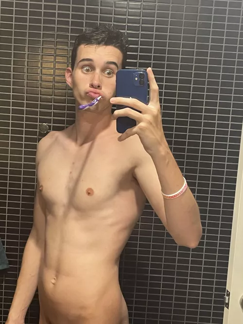 Getting ready by melbourneboy00