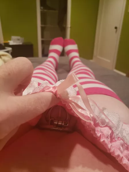 Getting ready for bed. HMU if you wanna chat a little before I sleep by SissyJill-