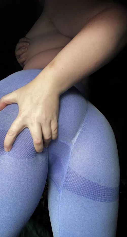 Getting ready for some fun 😈 by Screaming-Mango