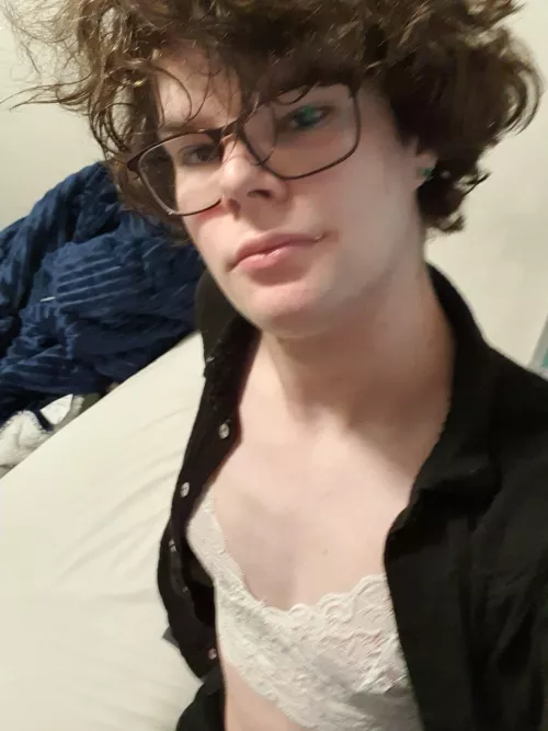 Getting ready for the day by Aria_27