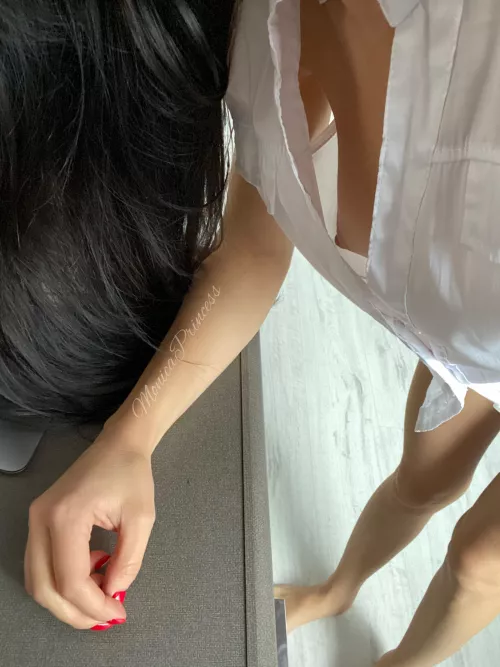 Getting ready for work by MonicaPrincess