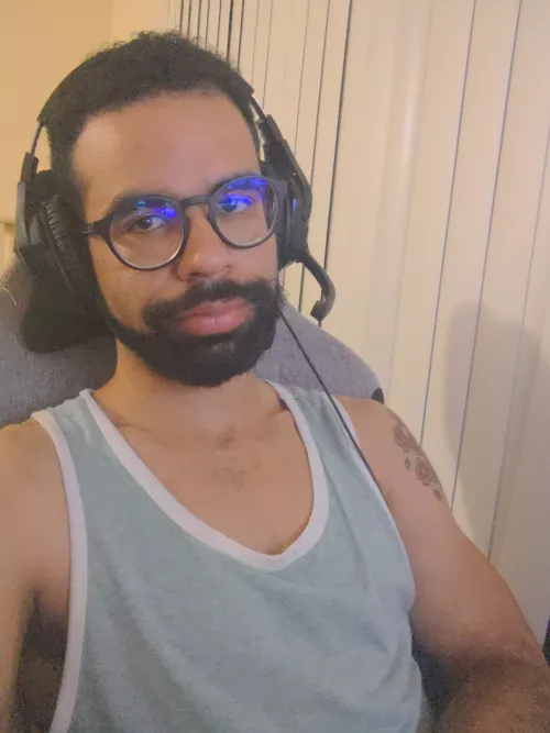 Getting ready to go into potato mode and game all night by eckzfrickindee