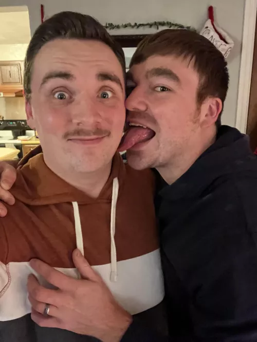 Getting ready to go live on stream. Hanging out for 2 hours! by Gullible-Barnacle-98