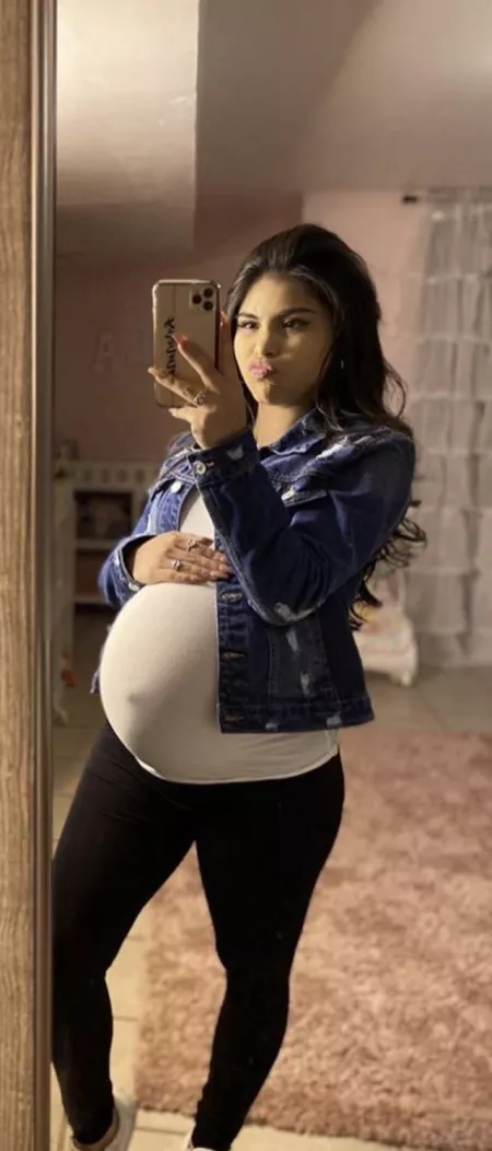Getting so big and round. I feel like I’m about to explode and pop this baby right out of me! Am I sexy in this outfit? 😘❤️❤️🥵🤰🏻🤰🏻🤰🏻 by BriannaMarie10