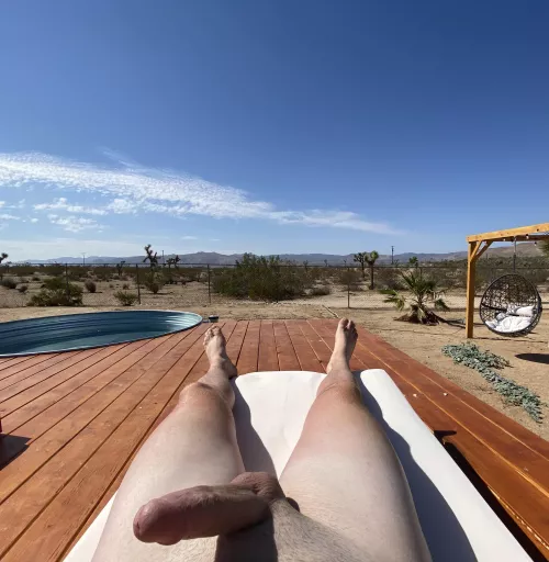 Getting some sun 🍆☀️ by cojale