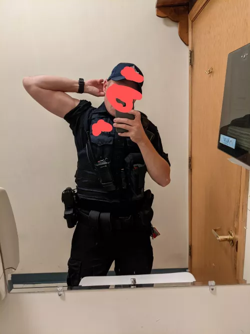 Getting there. 35 bi LEO by Leonick617