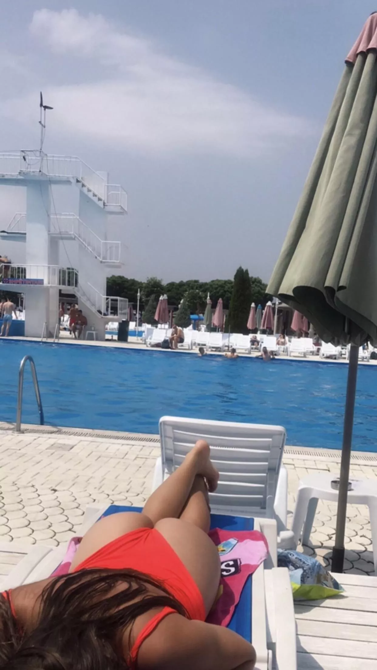 Gf 21yo . Add me on snapchatt to trade @blerinaa99 posted by AccomplishedCan8687