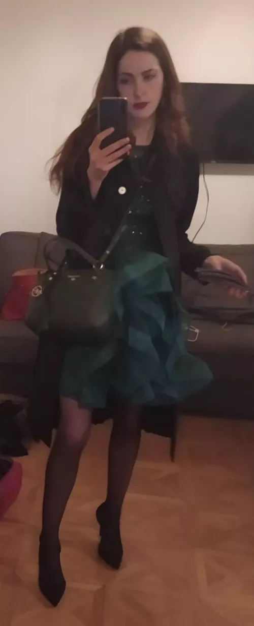 GF wants to go to Ibiza with 2 female friends by Isabelle-Secretary