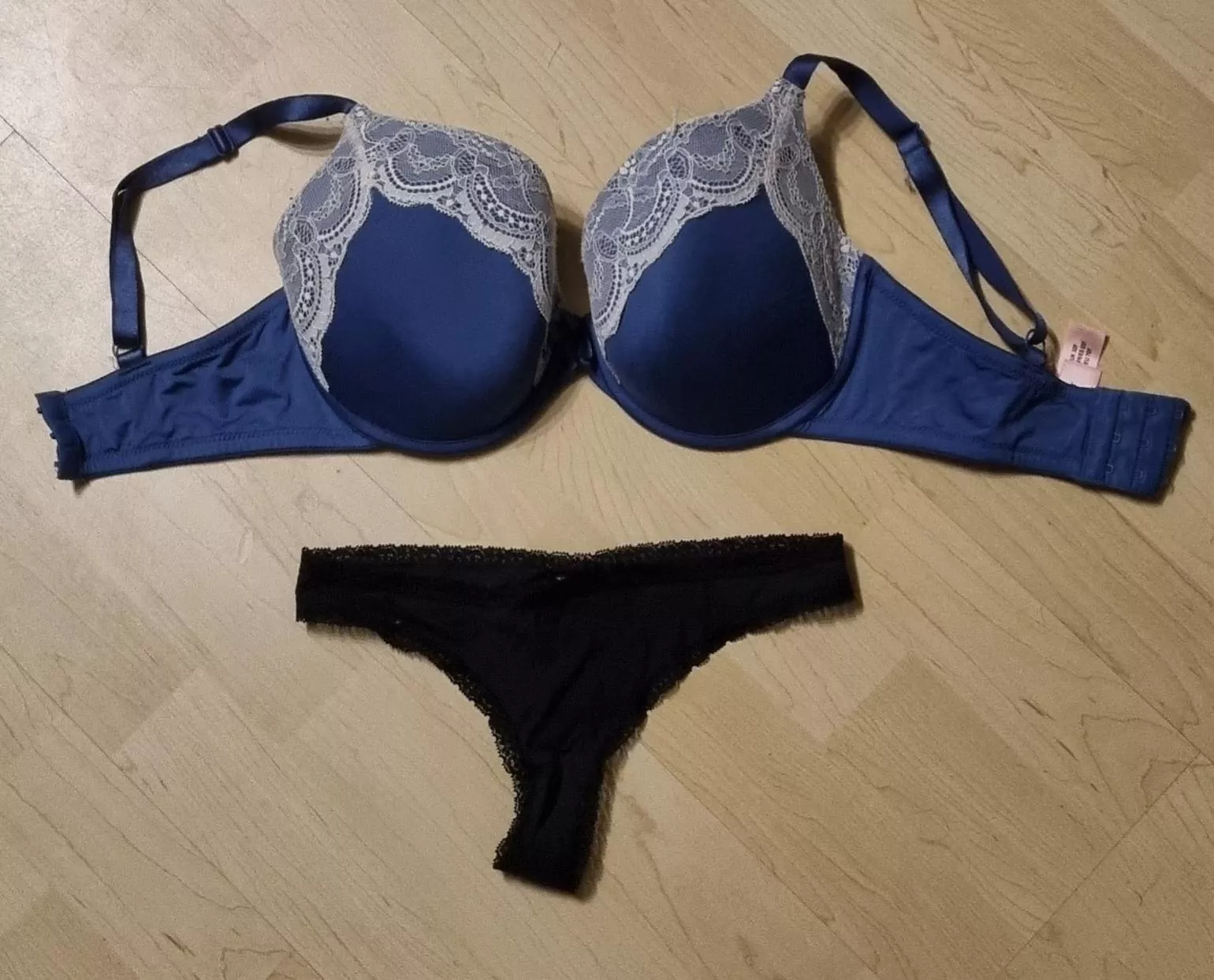 Gfs 18 year old little sister is visiting for a week. I think i will have a lot of fun😍 posted by viking9400