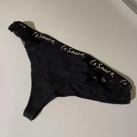 GF’s sister panties I use for cumming by friend_anon