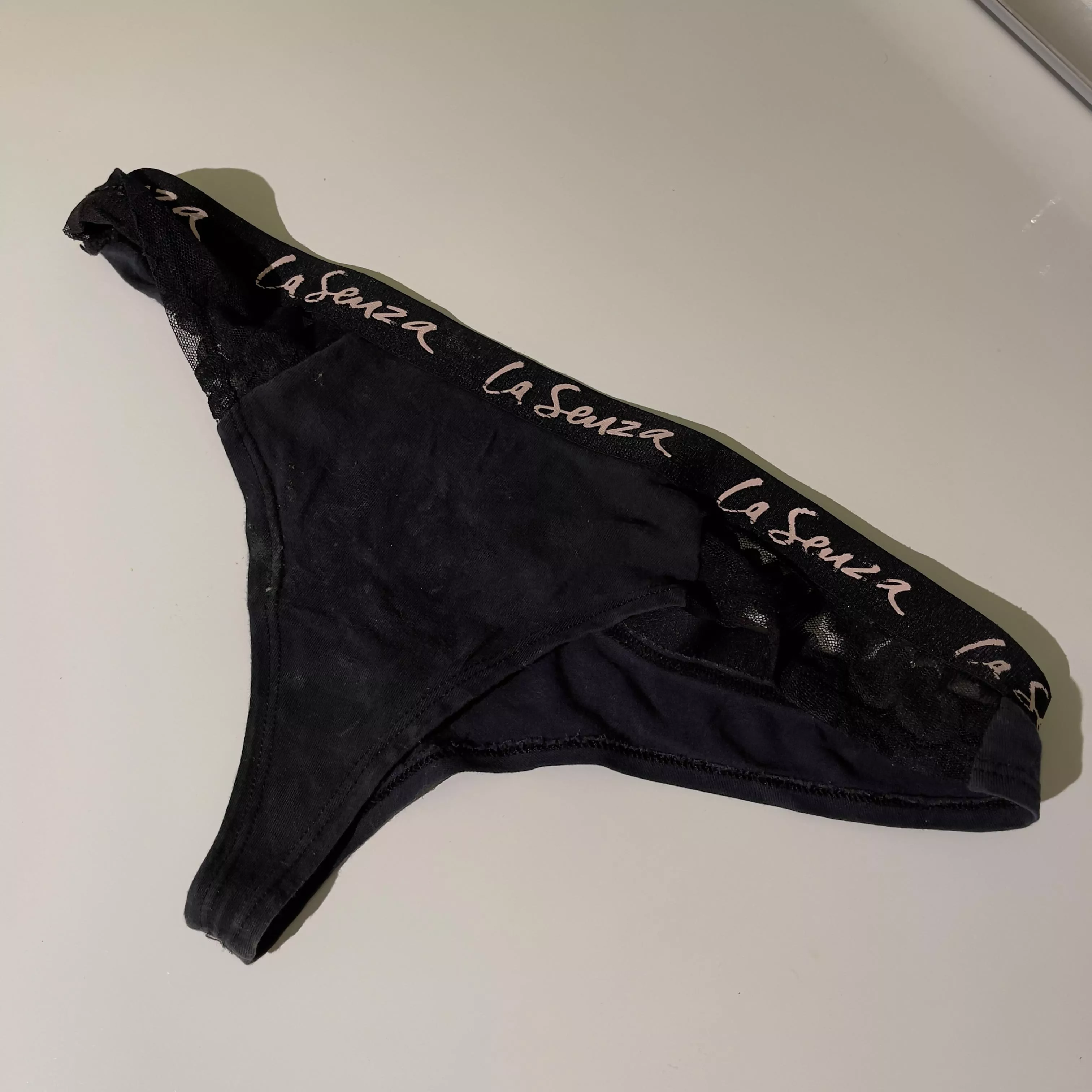 GF’s sister panties I use for cumming posted by friend_anon