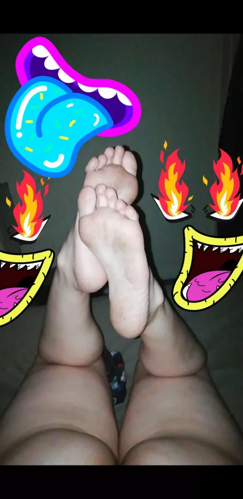 GFs soles again, who can guess whats going on? by jds861