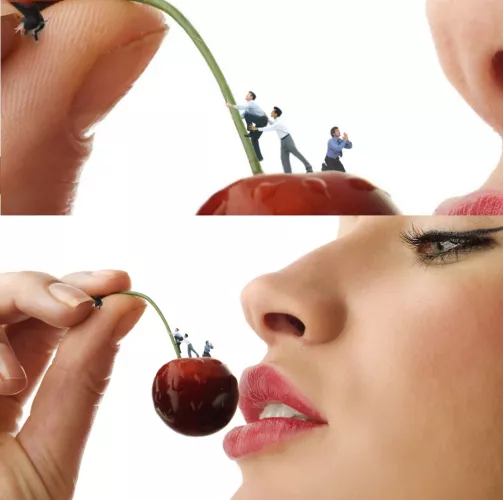 Giantess about to vore tinies by AmyGiantess