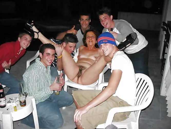 GILF and The Frat Boys by Hoggy2099