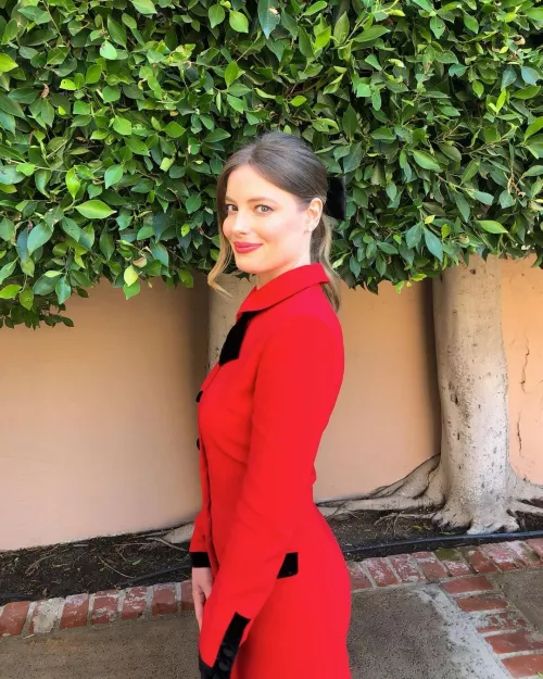 Gillian Jacobs by marigoldengoose