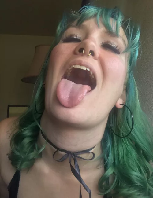 Gimme just a taste by Evie_Nixx