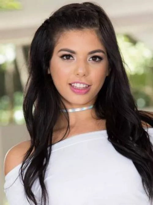 Gina Valentina by moartwo