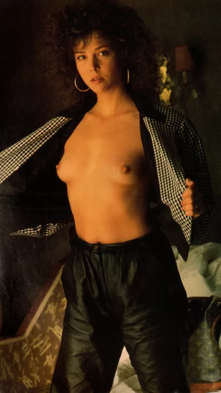 Giovanna Bonaventura, 1990 by tungstenbell