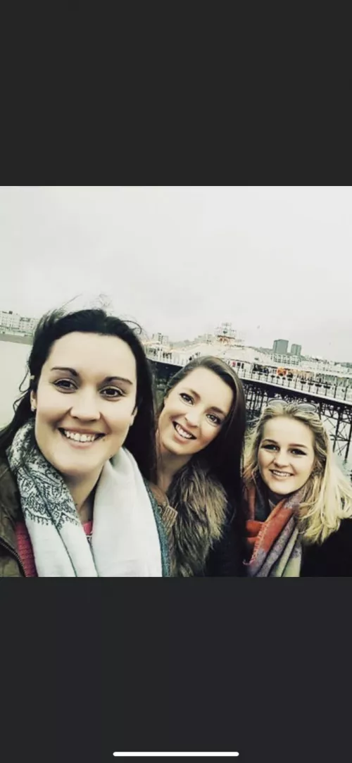 Girls day out! by LW3616