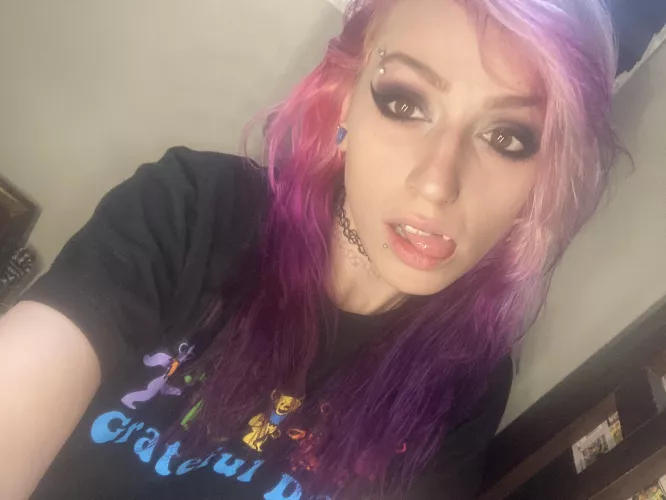 girls just wanna have fun! new hair color. change it every two days, i’m addicted🤪❤️ by scumgoddess