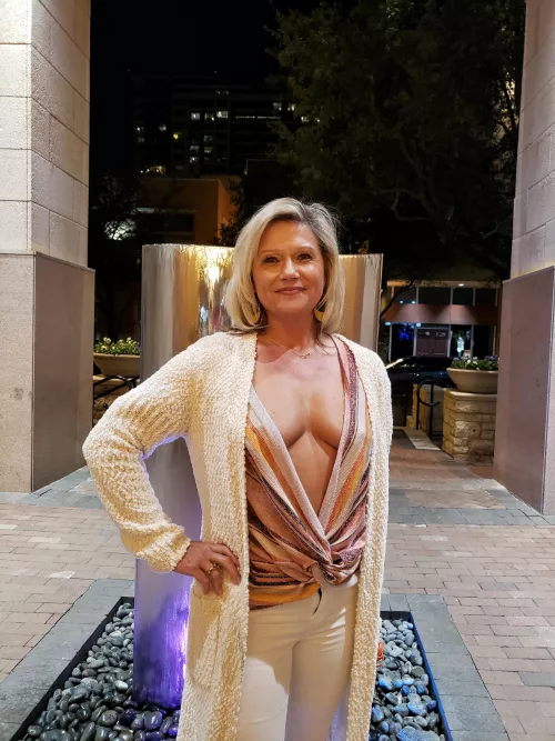 Girl's night out! Female by HOTELLIE