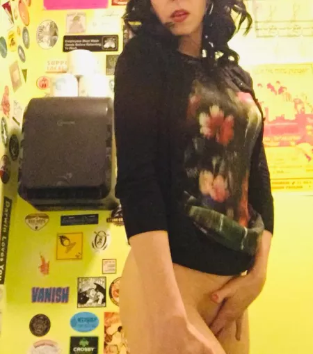 Girls night out [f]un! by YesSirPlease676