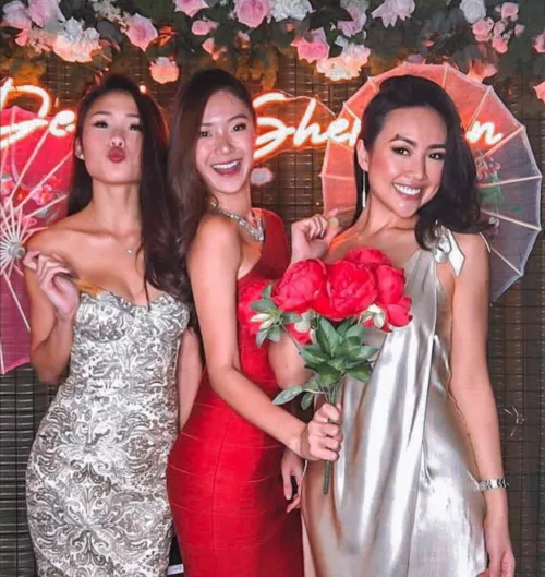 Girls night out by angizni