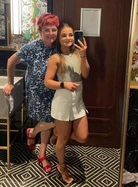 Girls Night with Mom by blacksissytrainer