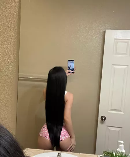 Girls power🤍👻S_kkurv by Jada238