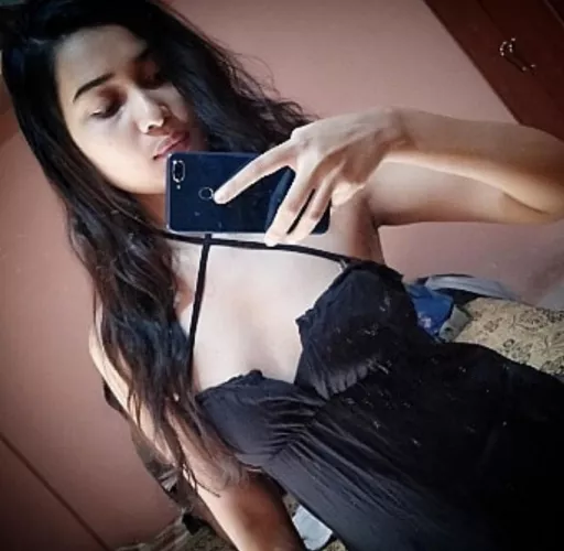 Girls when shaved and with clean armpits are the ones that boys need 💦 Just pull off her dress by Embarrassed_Hornet86