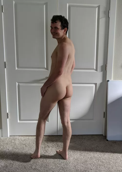 Give it a squeeze by introvertnudist