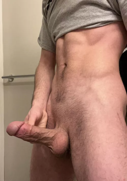 Give it to me straight, how does it look? by thesodacan_cock