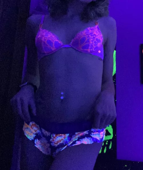 Give me a ⬆️ if I lit up your night 🌟 by kayleebae9