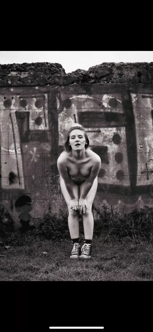 Give me a kiss posted by LukeWPortraits