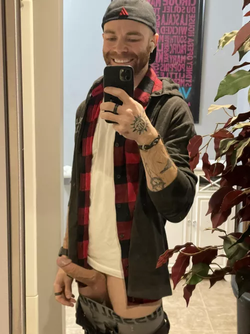 Give me a reason to smile by TatttoosandaBeard