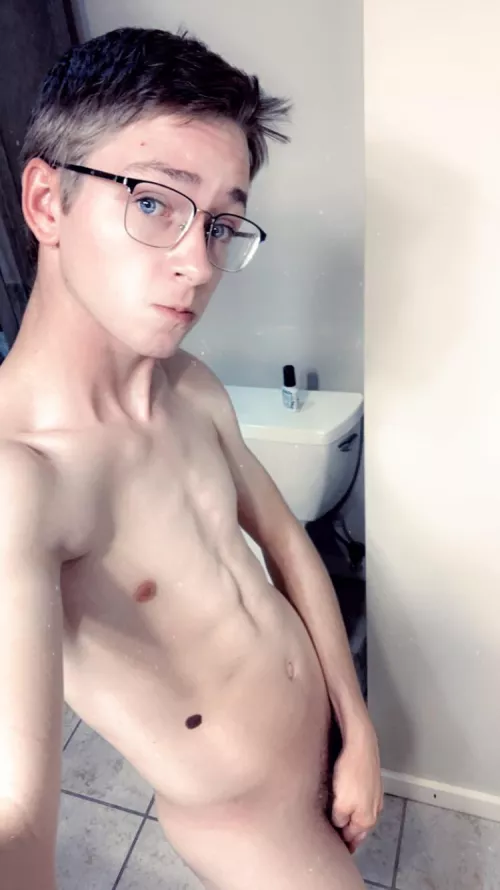 Give me attentionnnnn, dangit!🥺 by Gawddammitbobbie