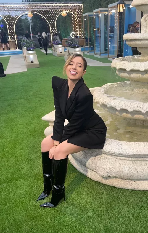 Give me joi as hot babe Pokimane by h654e